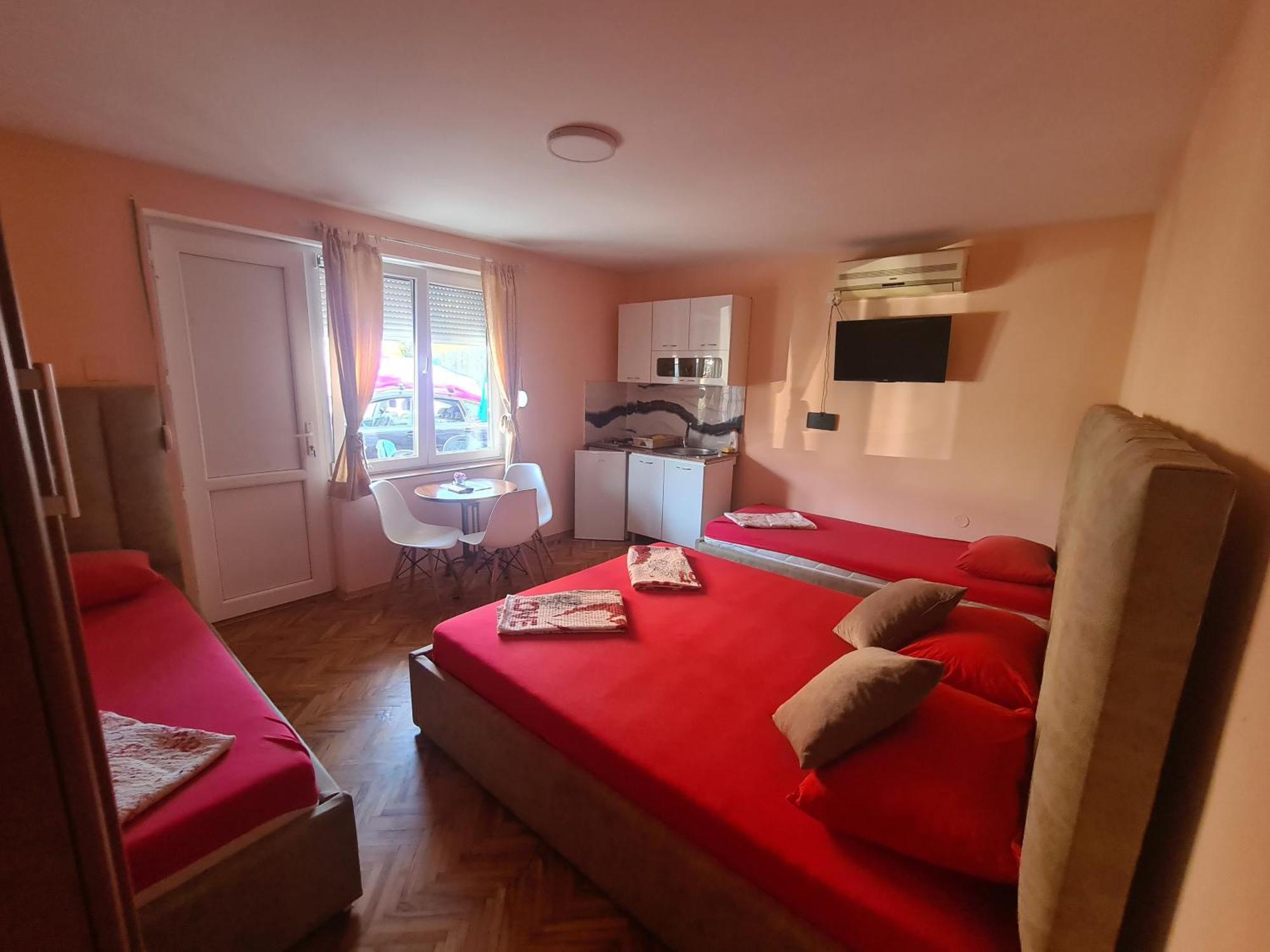 Apartments Bulatovic Bar Rum bild
